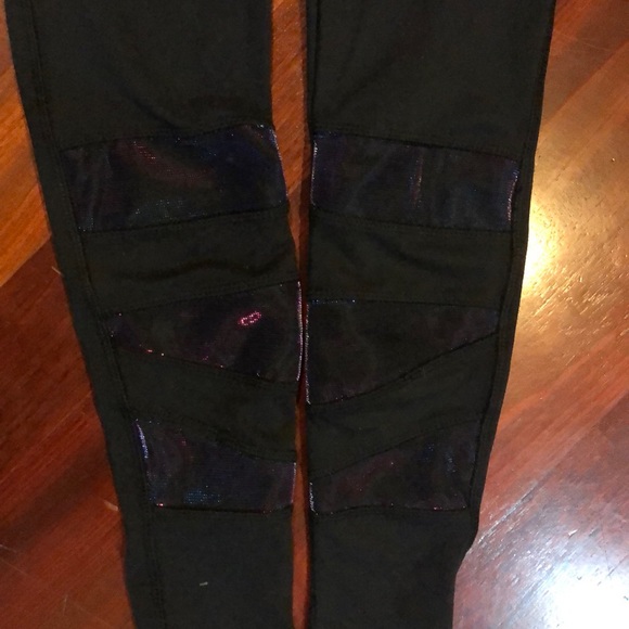 Balance Collection Black leggings NWT-size XS - Picture 2 of 8